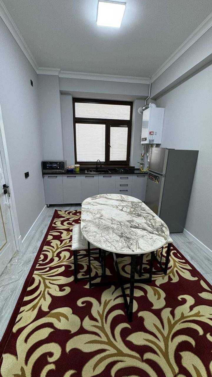 Аренда 2 ком квартира Санпи новасстройка, евроремонт, магазин корзинка