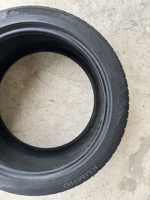 KUMHO 275/40 ZR 20. 106Y