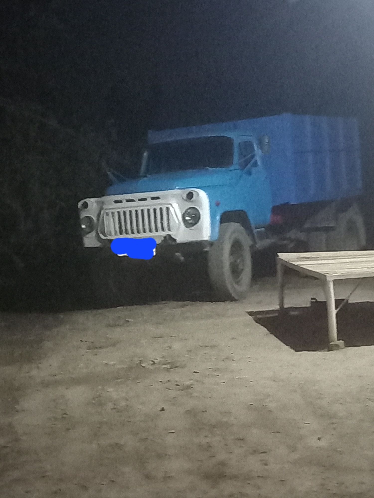 Gaz 53 sotiladi  samasval