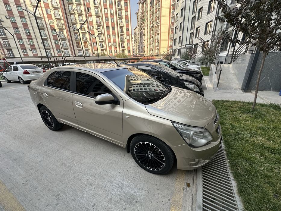 Chevrolet Cobalt avtomat 2014