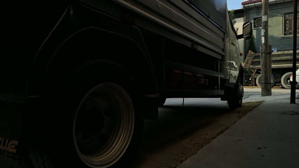 Gazel Sotiladi 5 metr Srochna 2008 yil