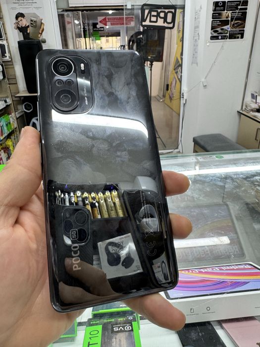 Poco F3 8x256gb ideal