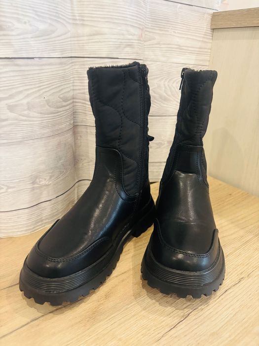 Детски зимни боти с лека подплата