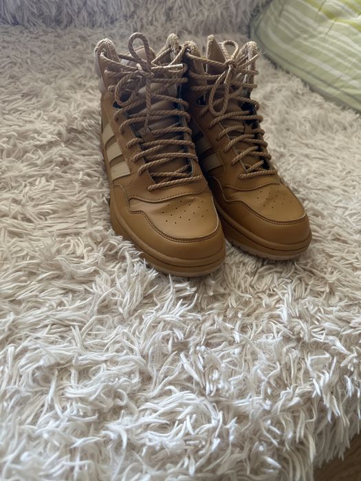 Adidași adidas purtați o singură dată