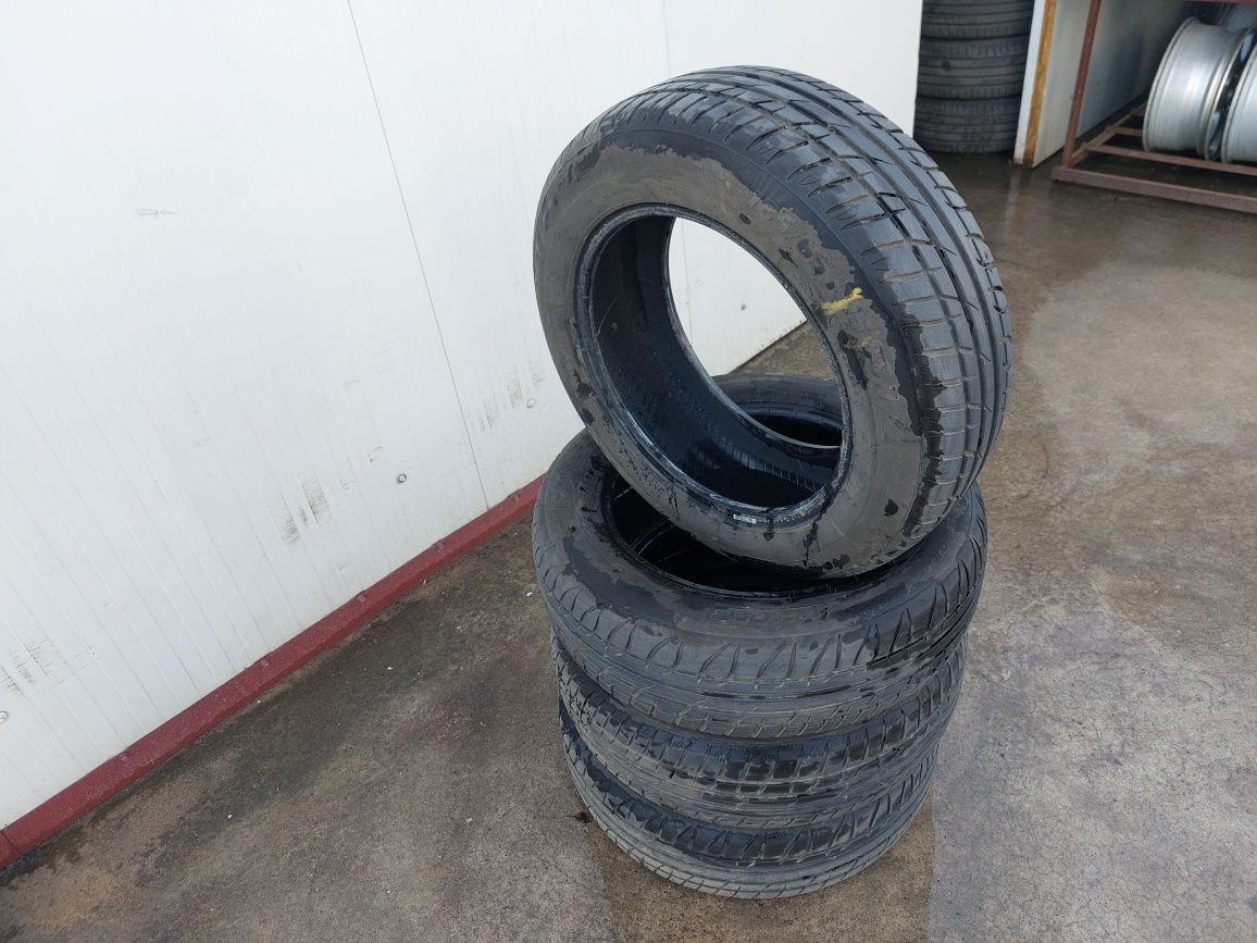 125 lei bucata! Set anvelope VARA 185 65 15 Tigar ! 7 mm