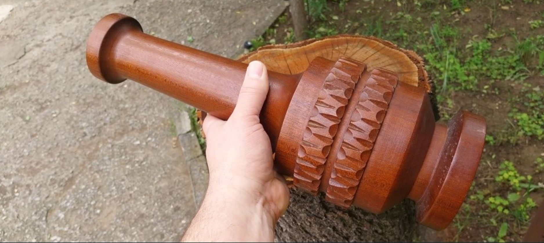 Стара дървена ваза