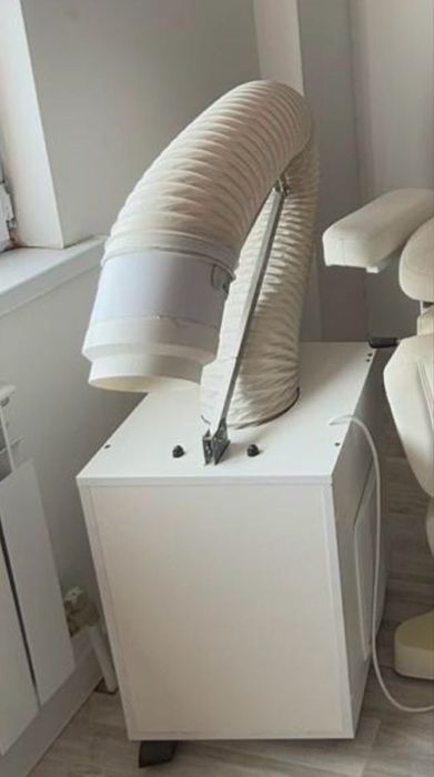 Вытяжка для педикюра и маникюра