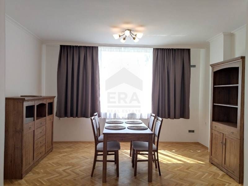 Обзаведен тристаен апартамент под наем в кв. Борово, София