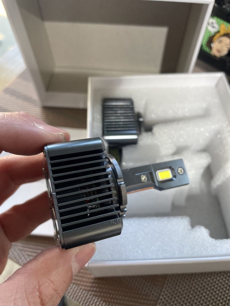 Becuri led D1S D2S D3S noi de calitate 35-55w culoare 6000K