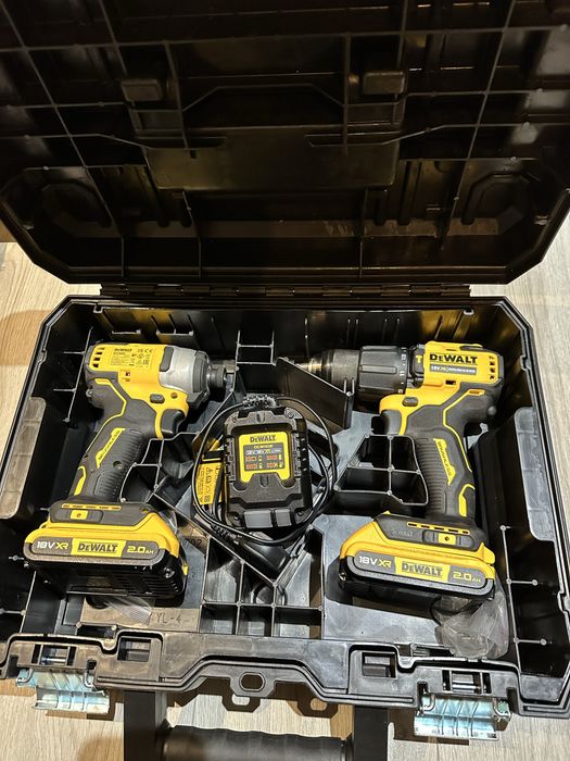 Set filetante Dewalt 18v brushless cu doua baterii , încărcător/valiză