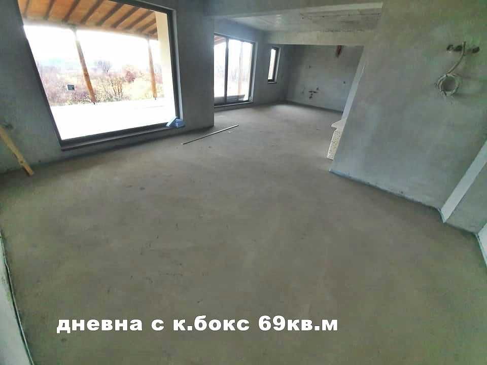 Южна Вила с 4 спални и гараж,Оглед с ключ