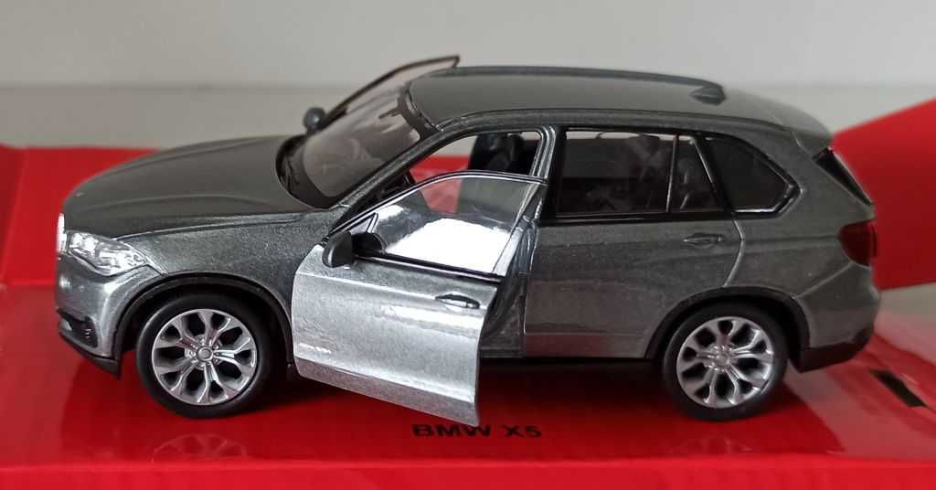 Macheta BMW X5 (F15) silver 2013 - Welly 1/36