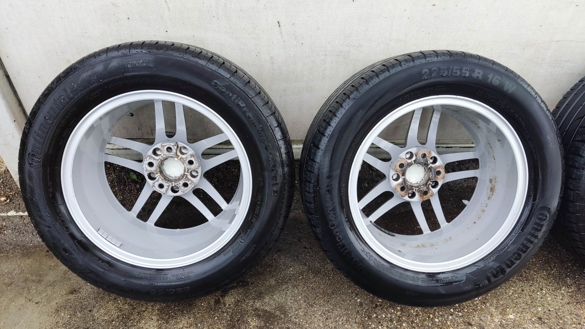 Vând jante 16" originale Alfa Romeo cu anvelope vară Continental
