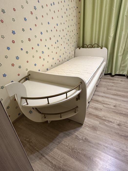 Продам детский гарнитур