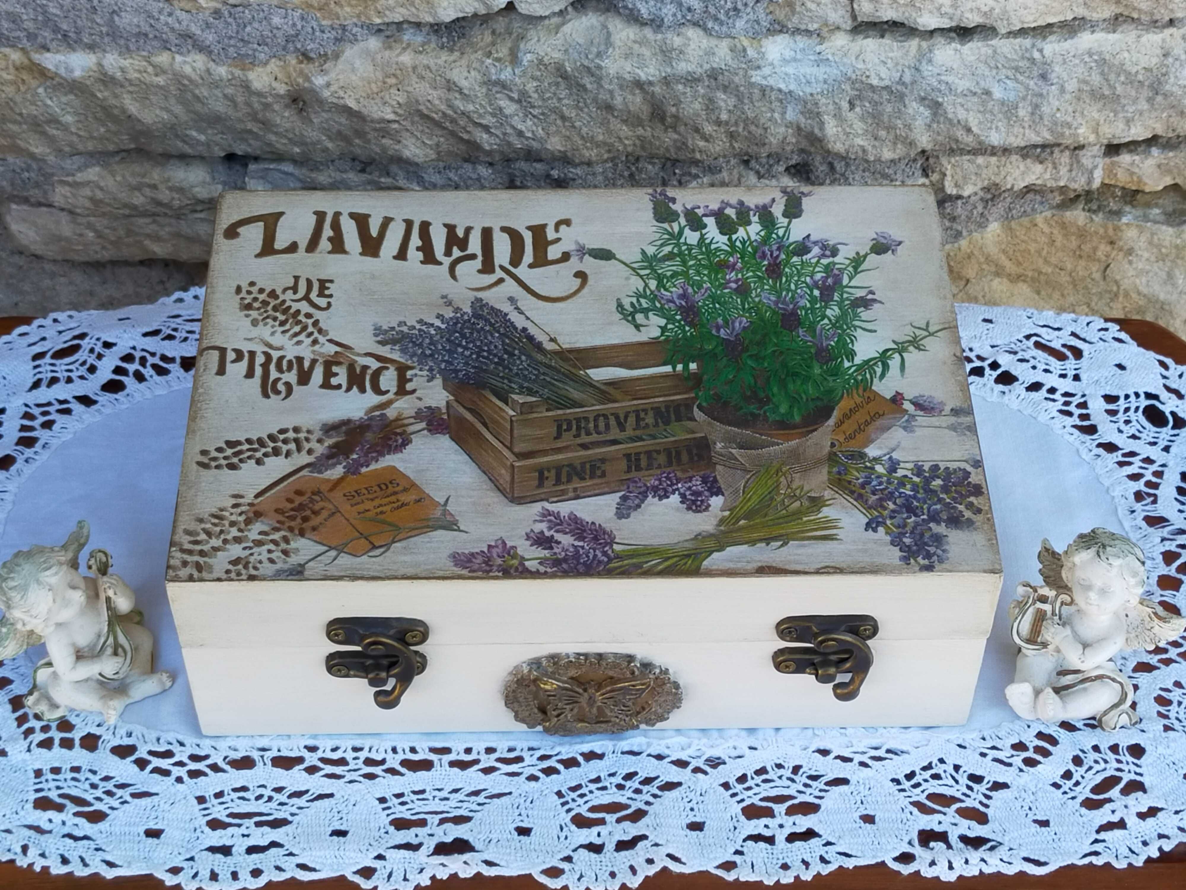 Cutie de bijuterii , casetă din lemn , handmade