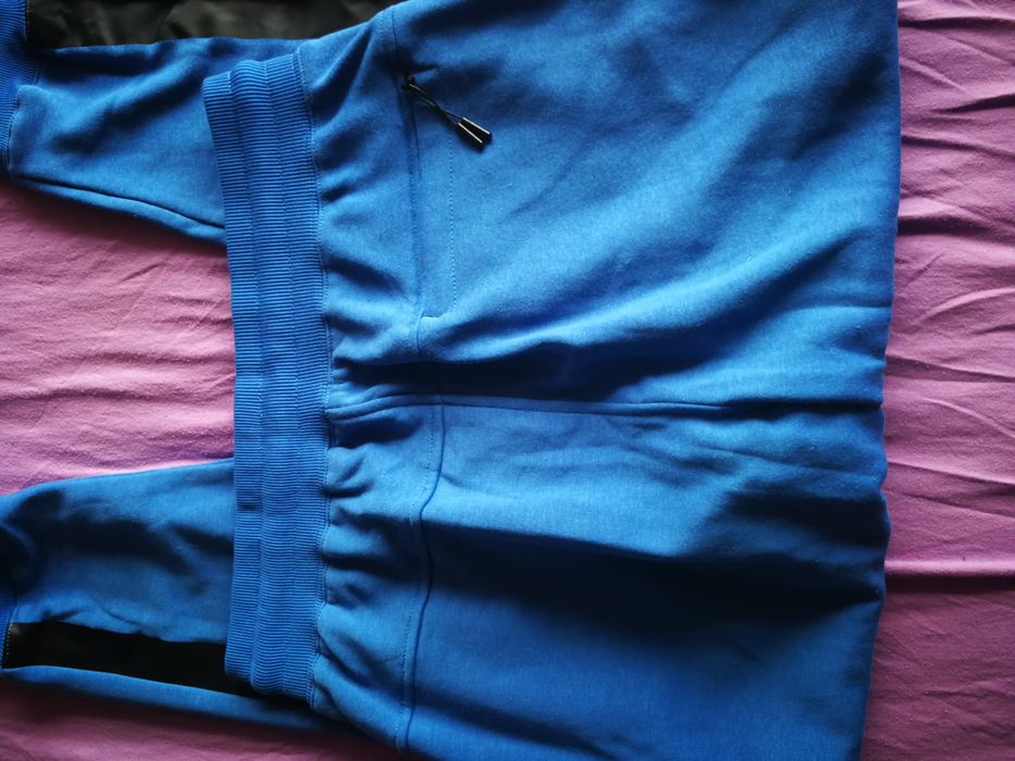 Два броя мъжки долнища