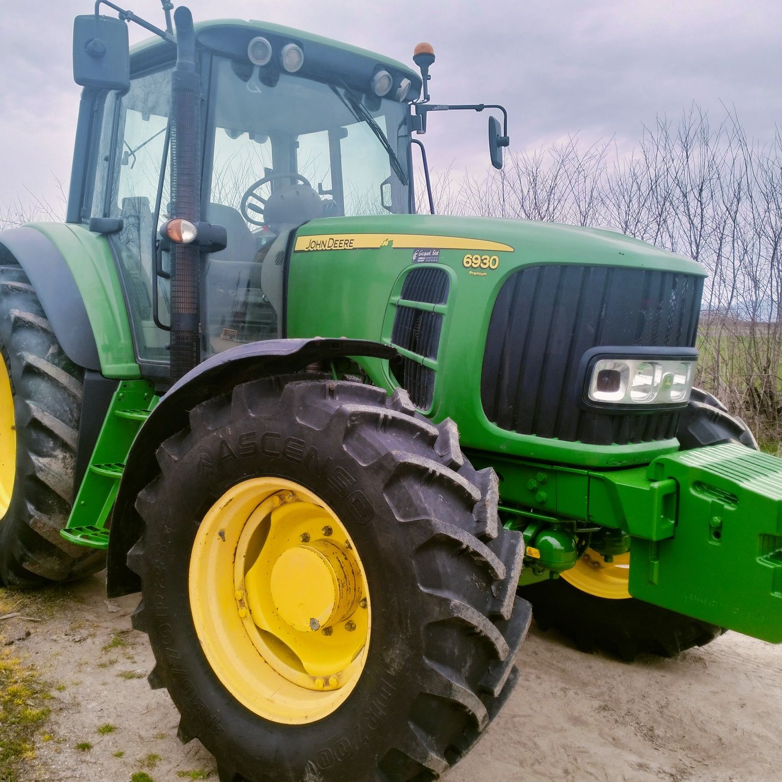 John Deere 6930 premium