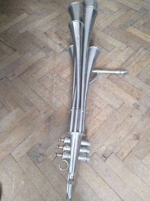 Фанфар-Тенор,ученически музикален инструмент .фанфари