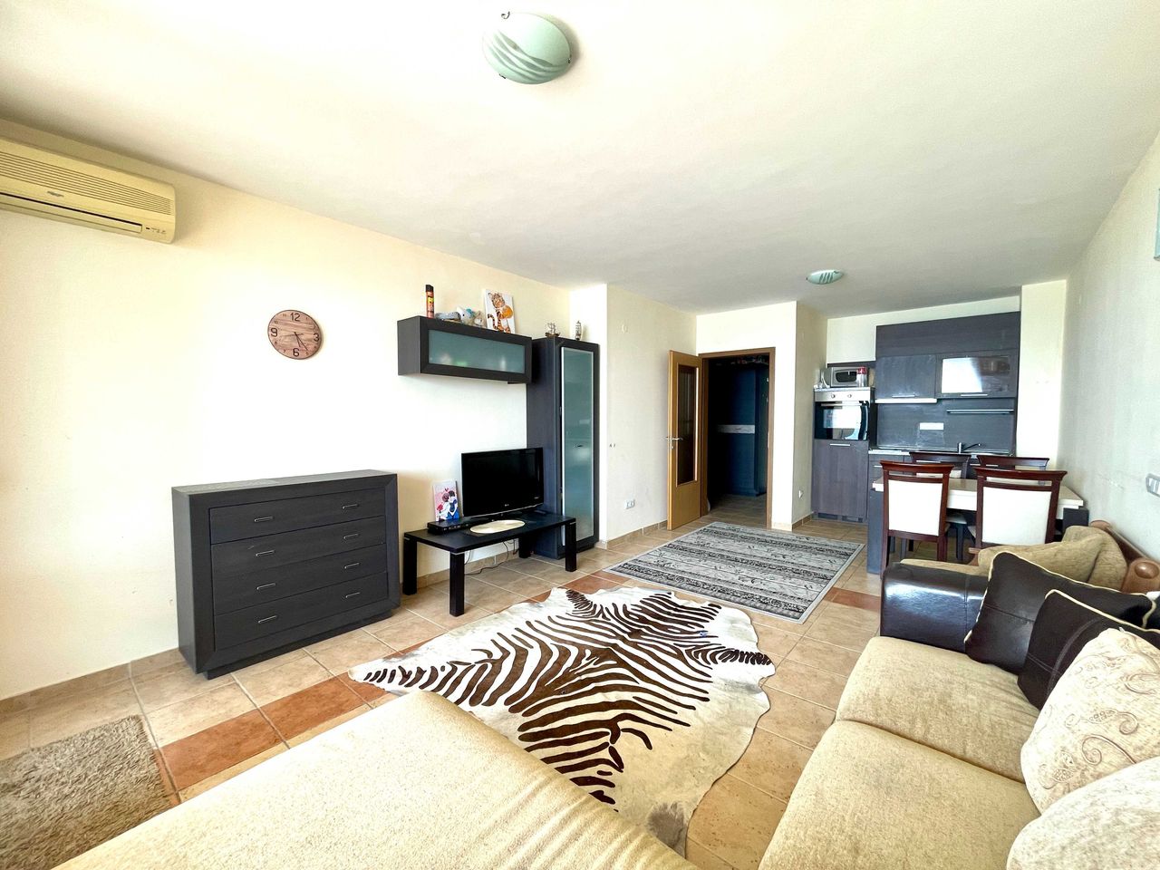 Продава се Двустаен апартамент в Поморие - 104 кв.м за 1154 €/кв.м - Снимка #3