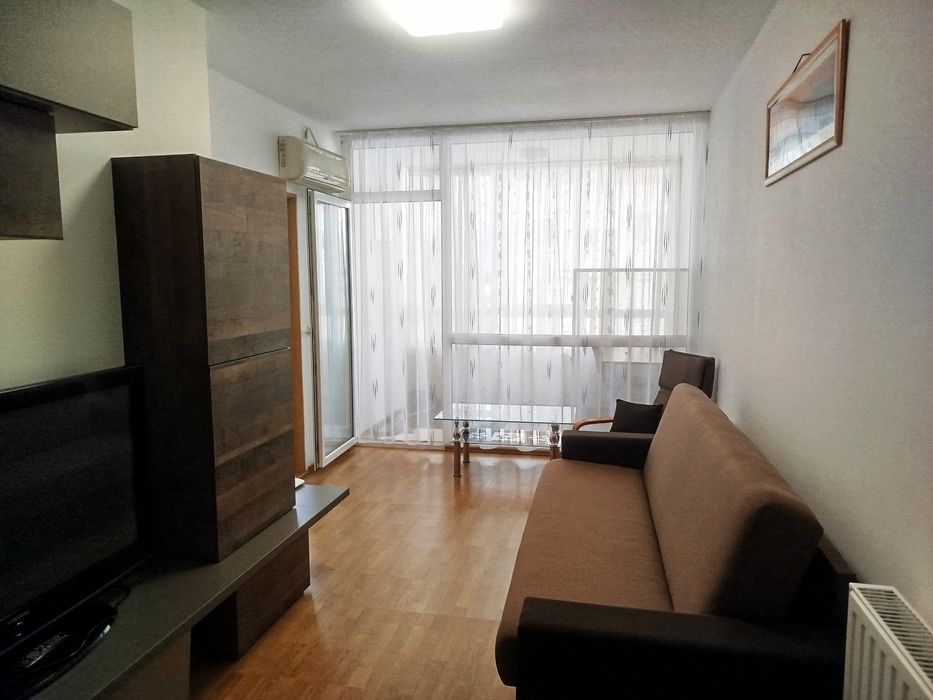 Închiriez apartament 2 camere ARED UTA
