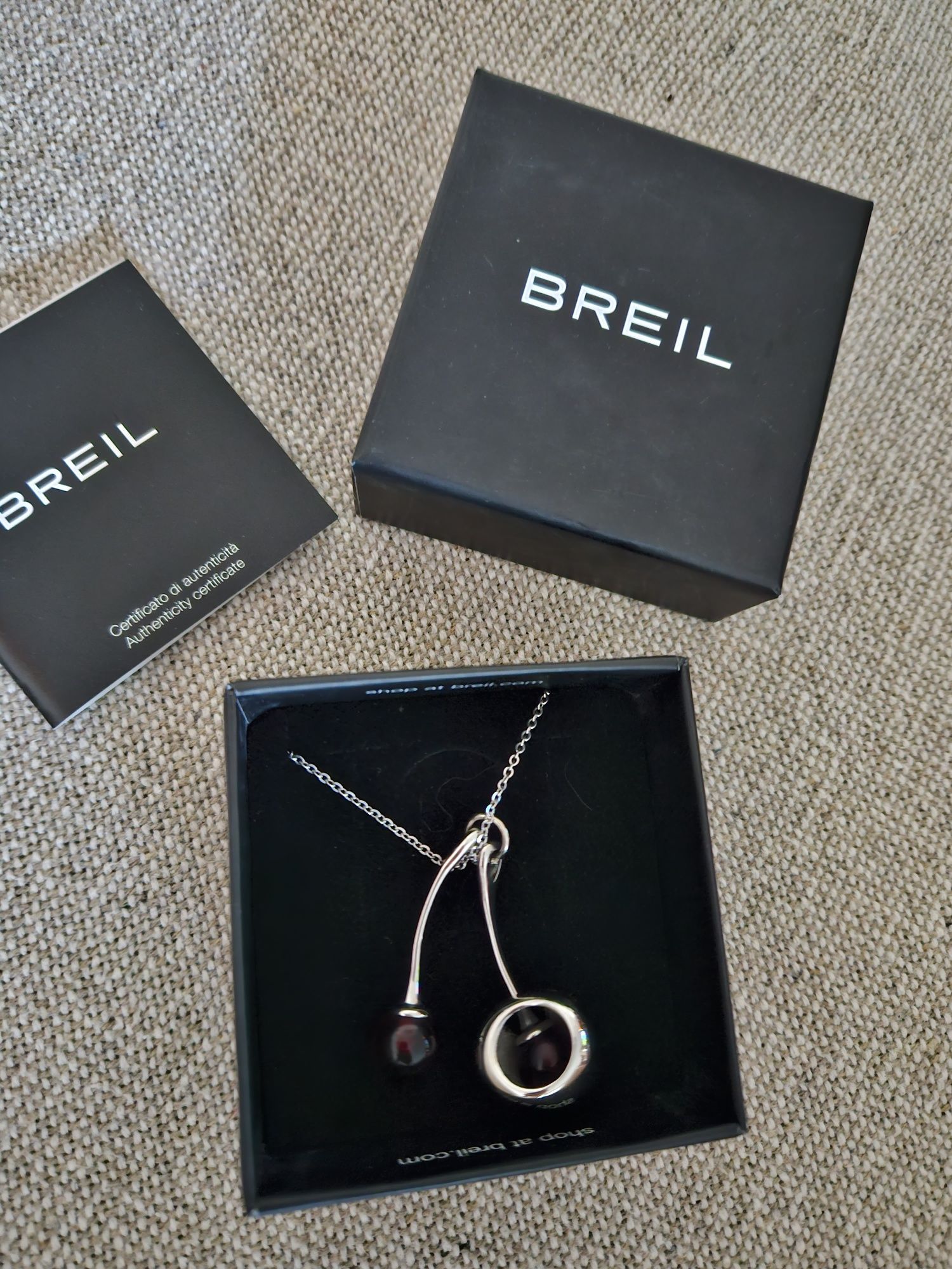 Колие и обеци Breil