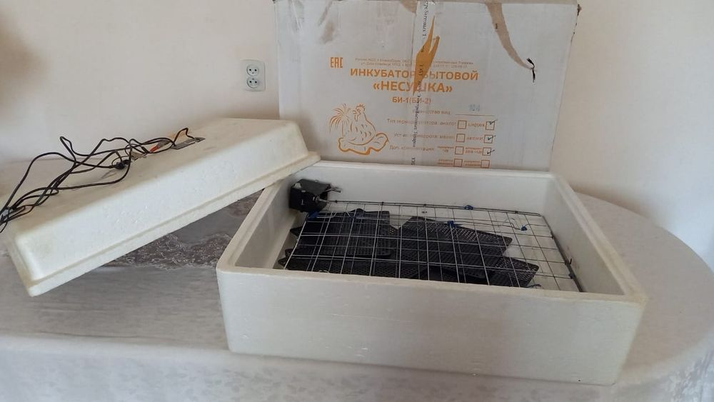 Продам инкубатор несушка б/у в отличном состоянии