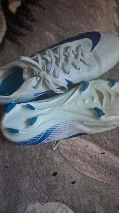 Ghete nike de fotbal