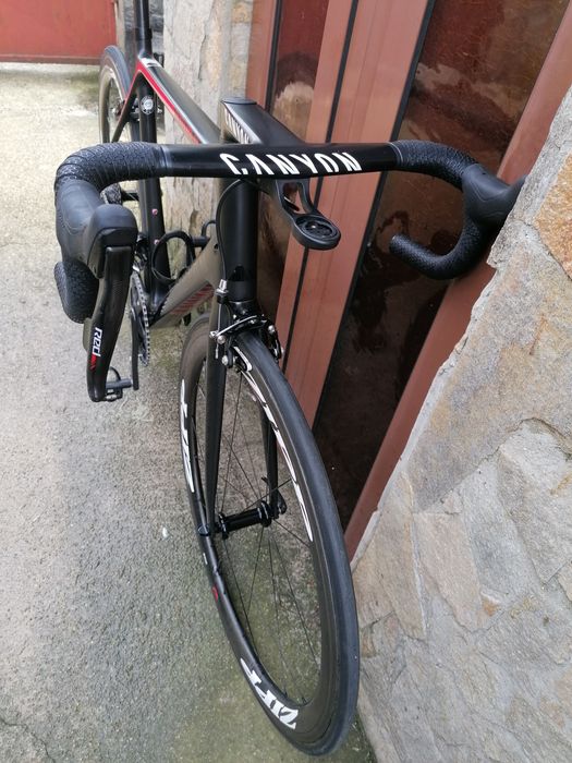 Шосеен CANYON Full Carbon 6,8 кг. Sram RED Etap 2*11
