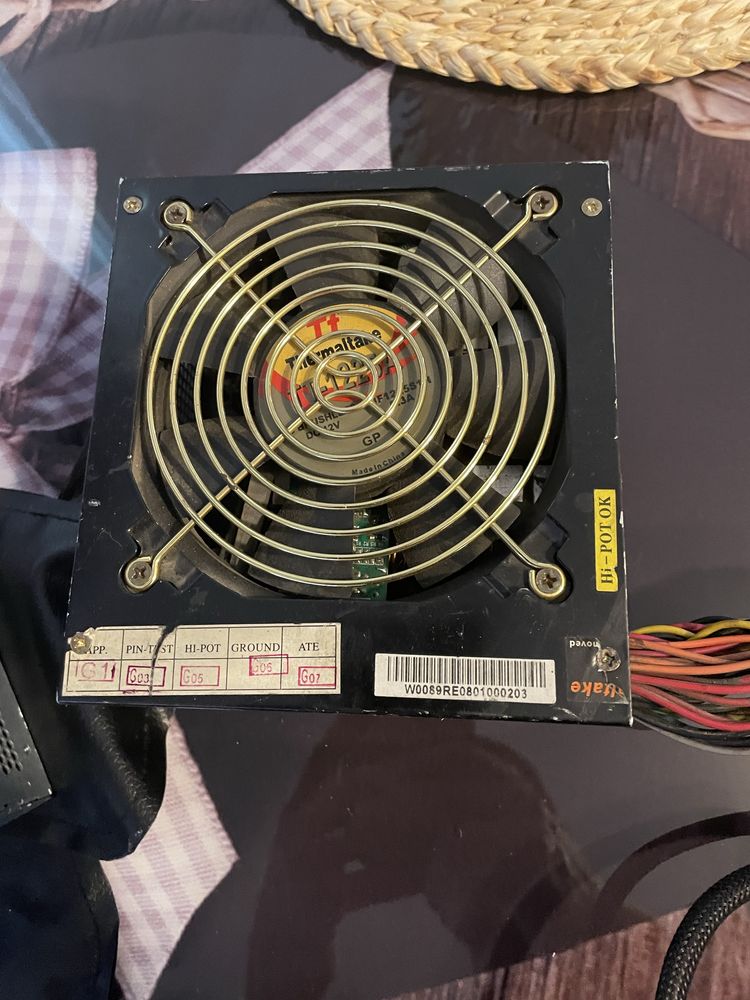 Sursă PC Thermaltake TR2-470 PP – 470W, testată – 50 lei