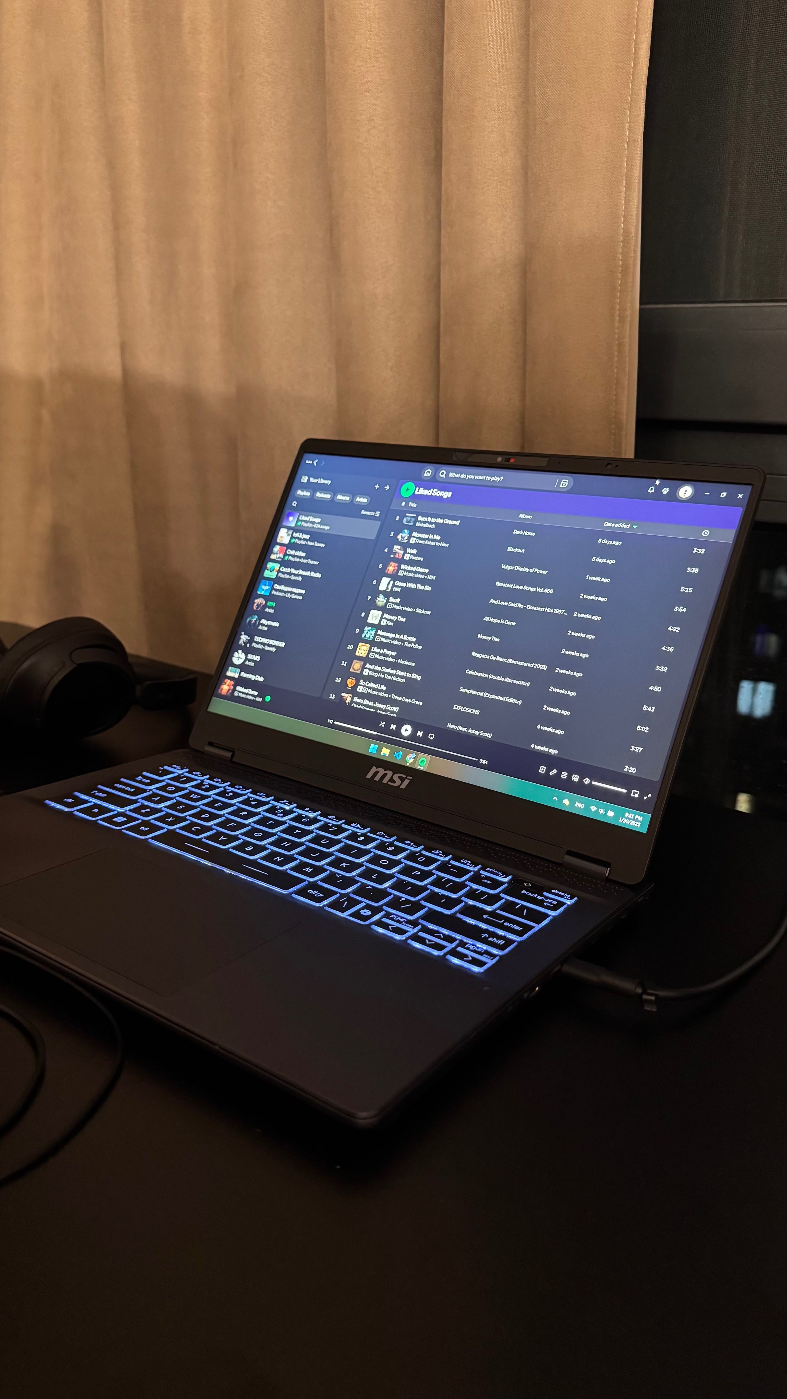 MSI Prestige 14 AI Studio C1UDXG
