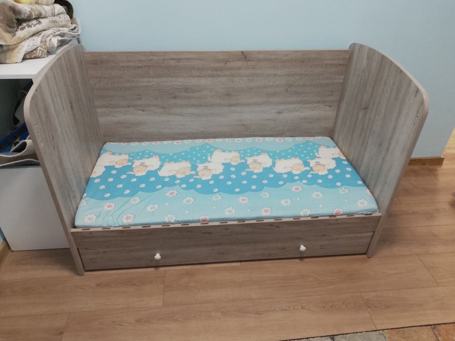 Детско легло с шкафче