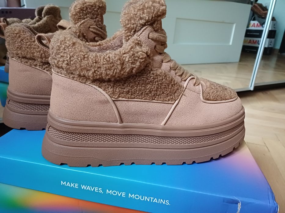 Дамски боти кафяво