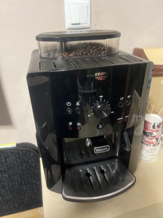 Кафе машина на зърна