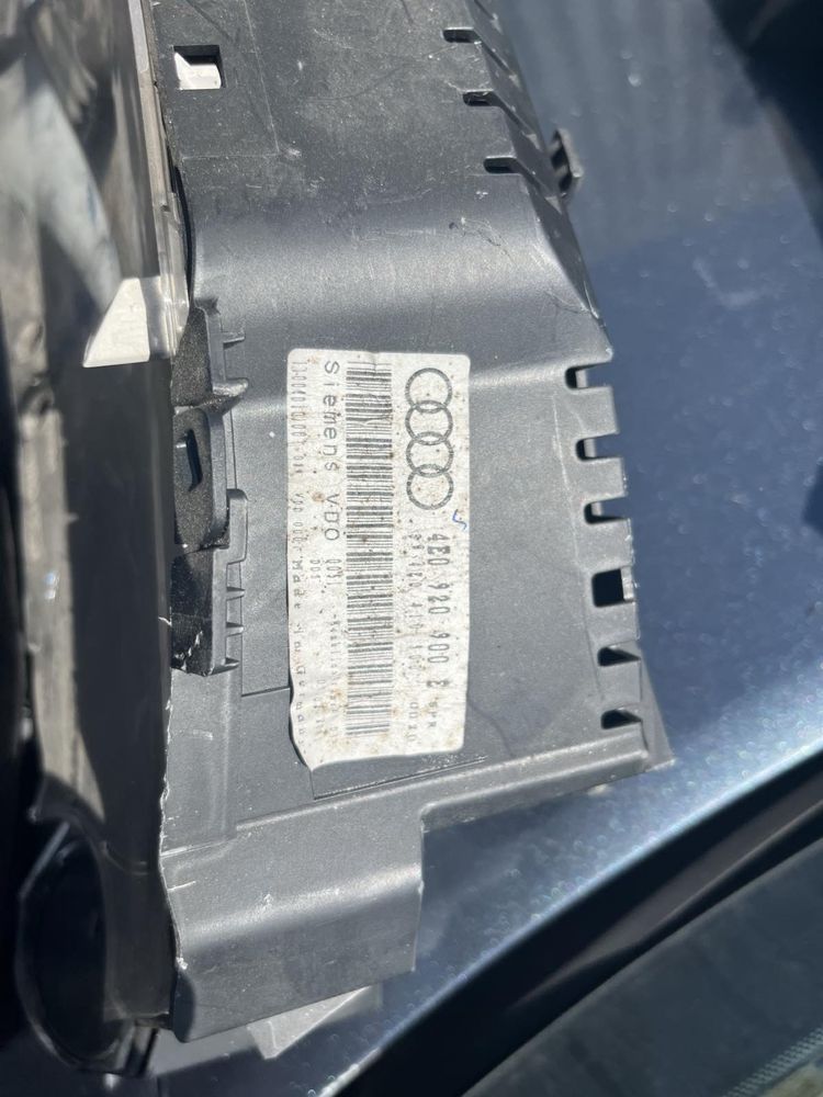Километраж табло стрелки за Audi A8 D3 4e 4.2fsi работи нормално