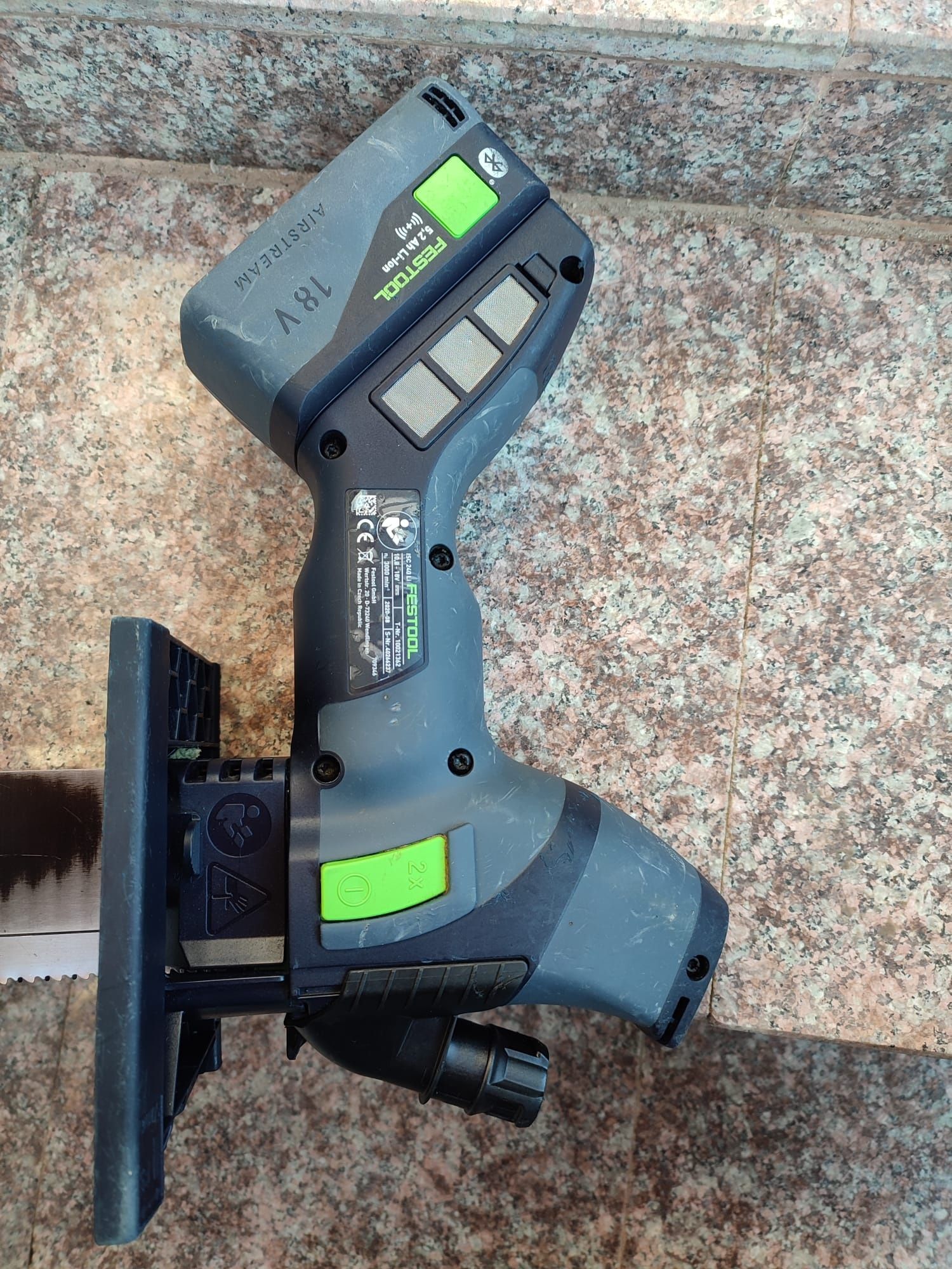 Festool ferestrau pendular pe acumulatori pentru vata bazaltica