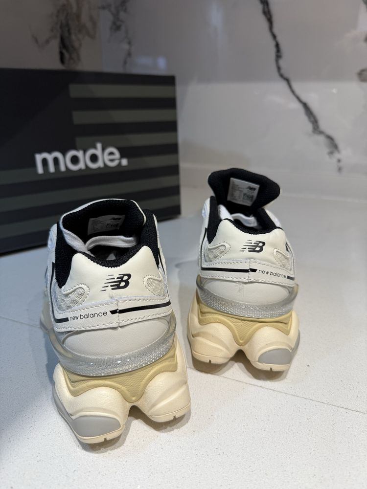 New Balance 9060 SEA SALT SURF
