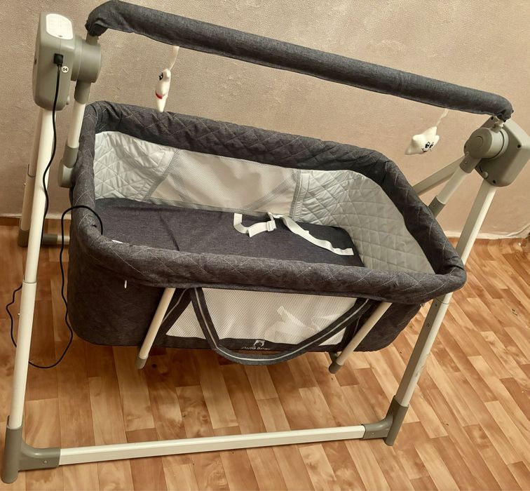 Продам манеж-кровать электронную