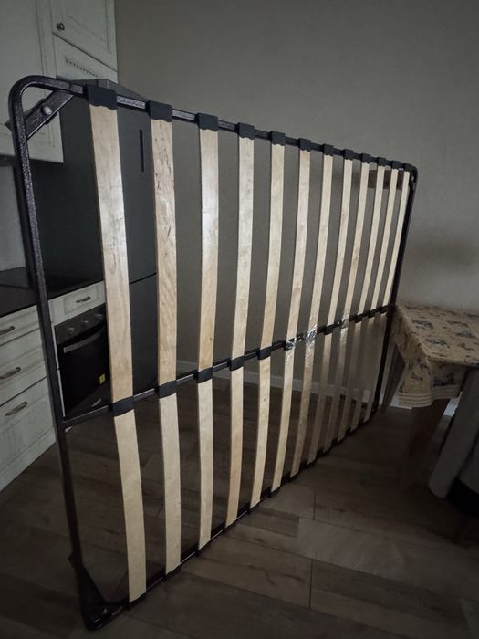 Основание кровати