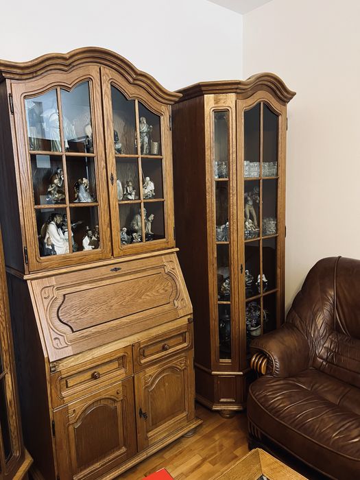 Mobilier din stejar masiv