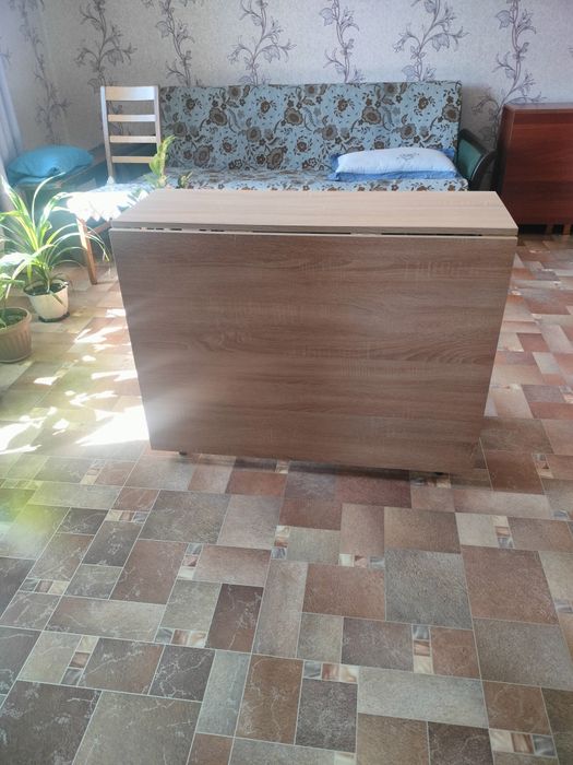 Продам стол трансформер