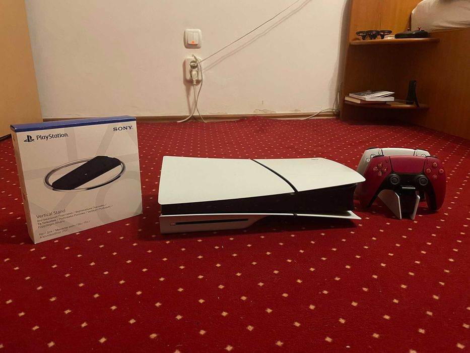 Sony Play Station 5, Inca in garantie + Monitor