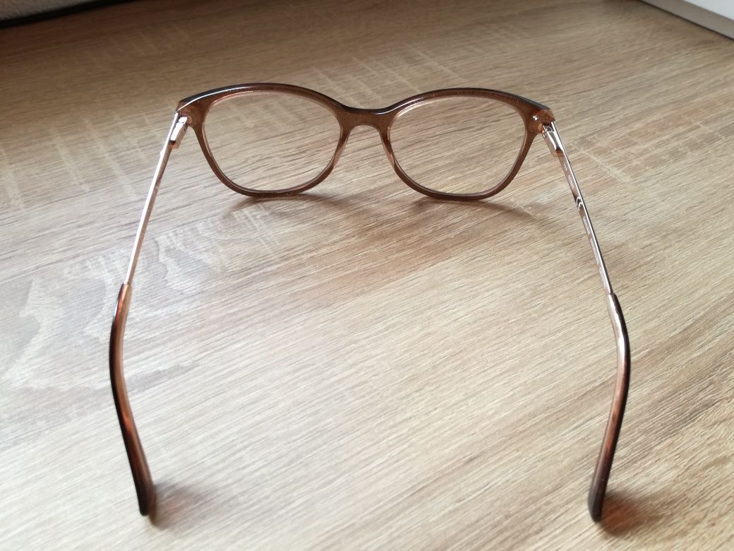 Диоптрични очила Guess