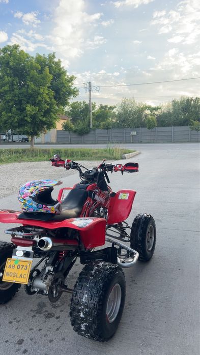Vand sau schimb honda trx