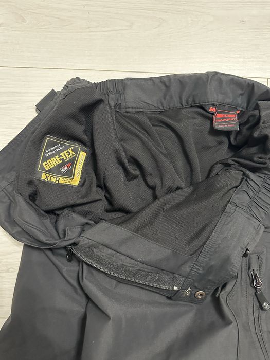 Pantaloni schi Mamut goretex.