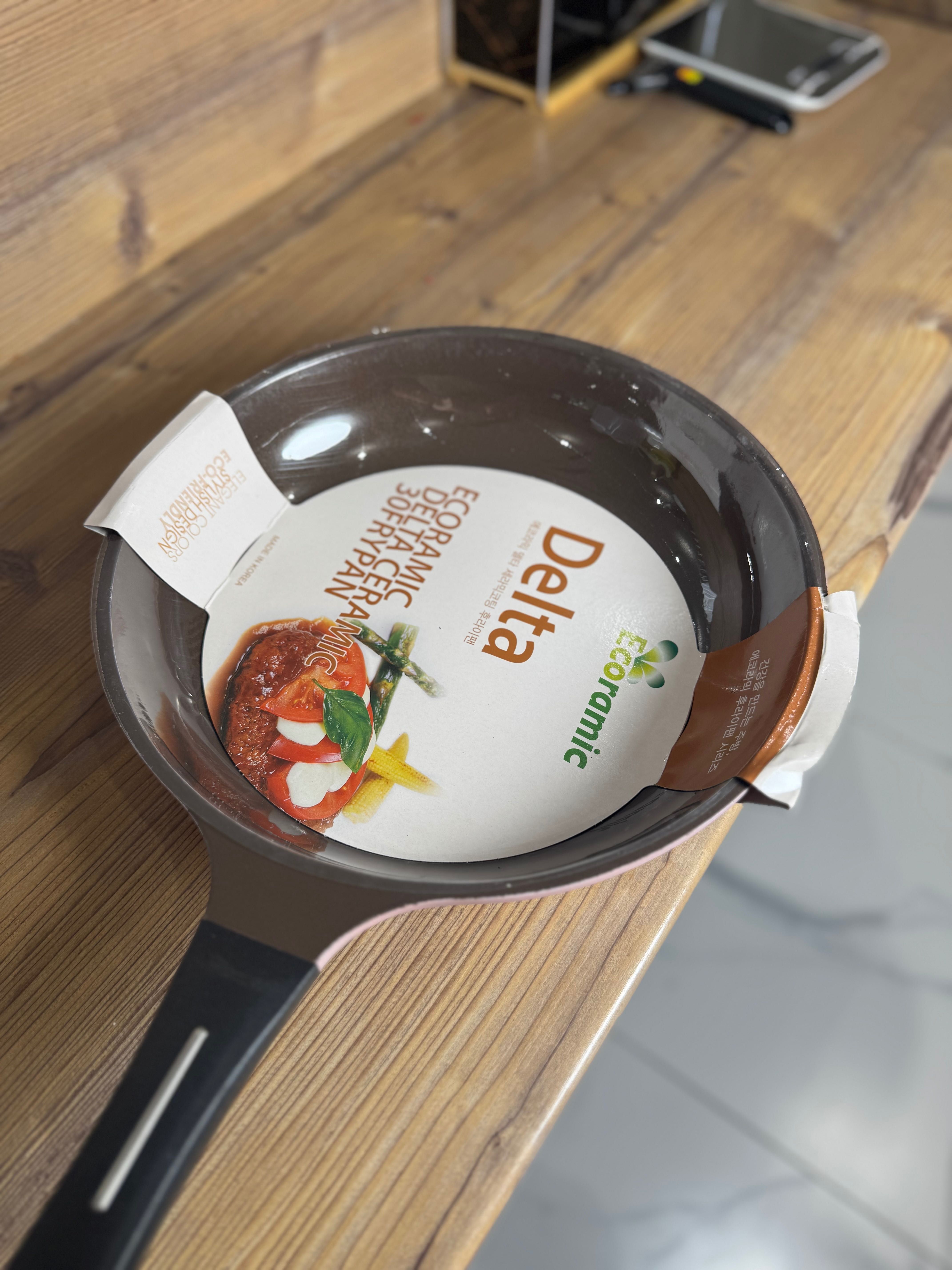 Сковородки, кастрюли, вок  ( Корея )
