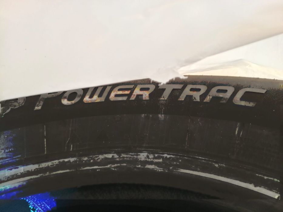 Зимние шины новые