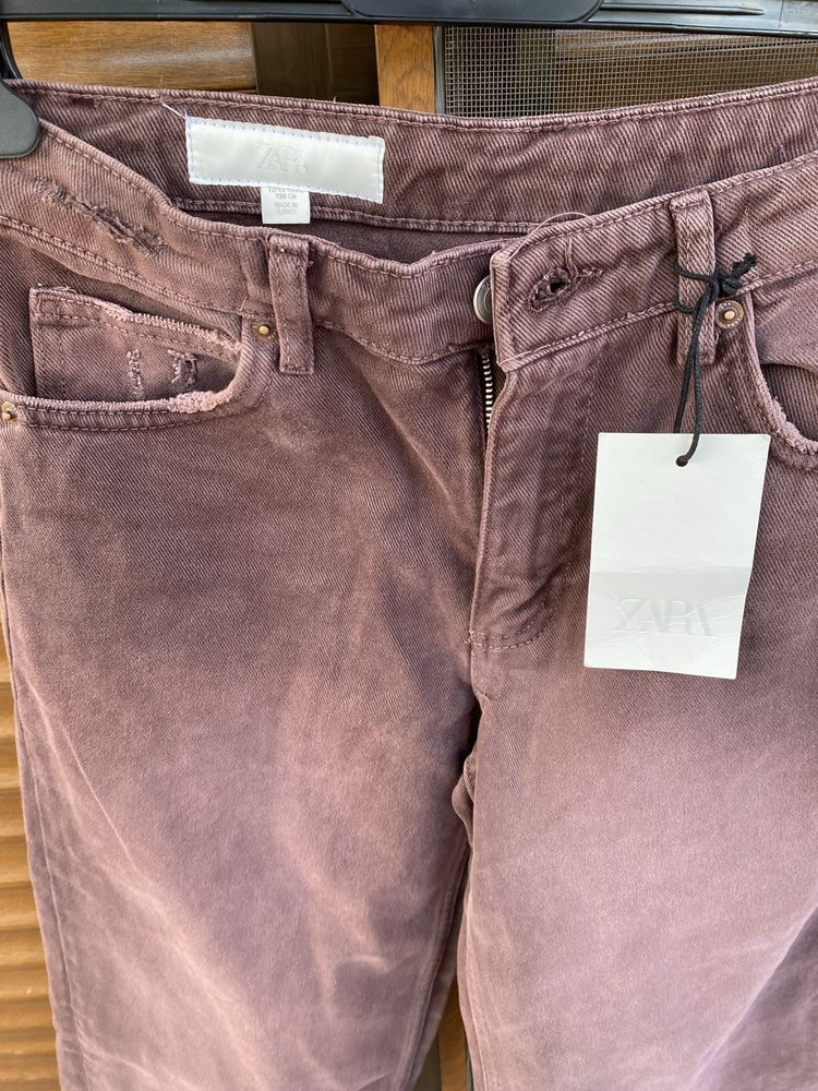 Нови Дънки на Zara с етикет