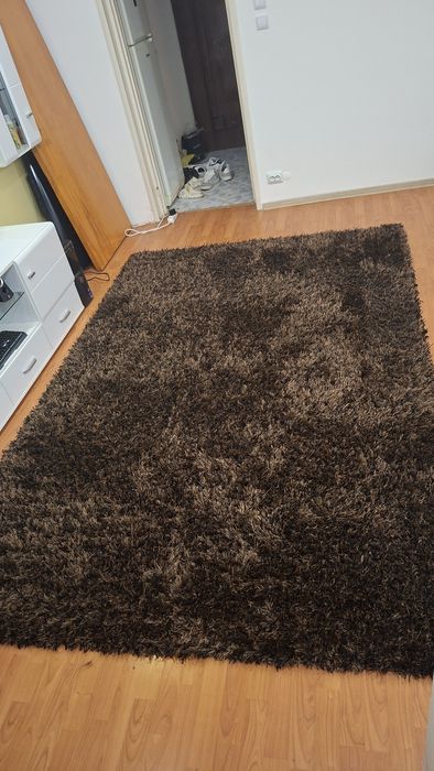 Vand covor fir lung 200/300 negru cu auriu