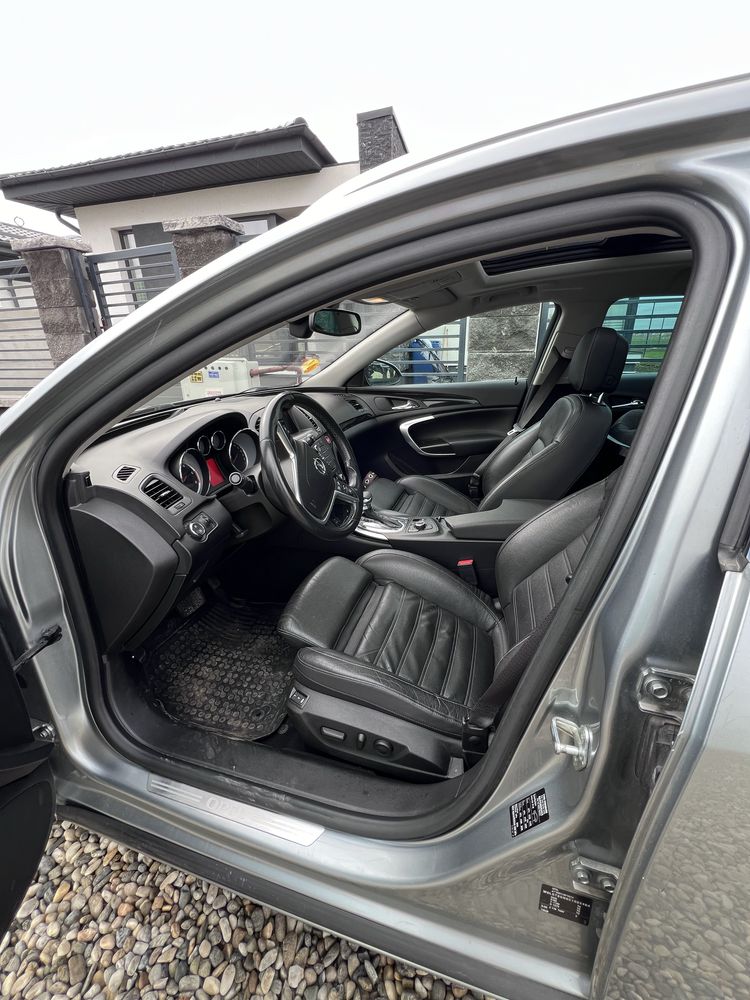 Opel Insignia biturbo 4x4