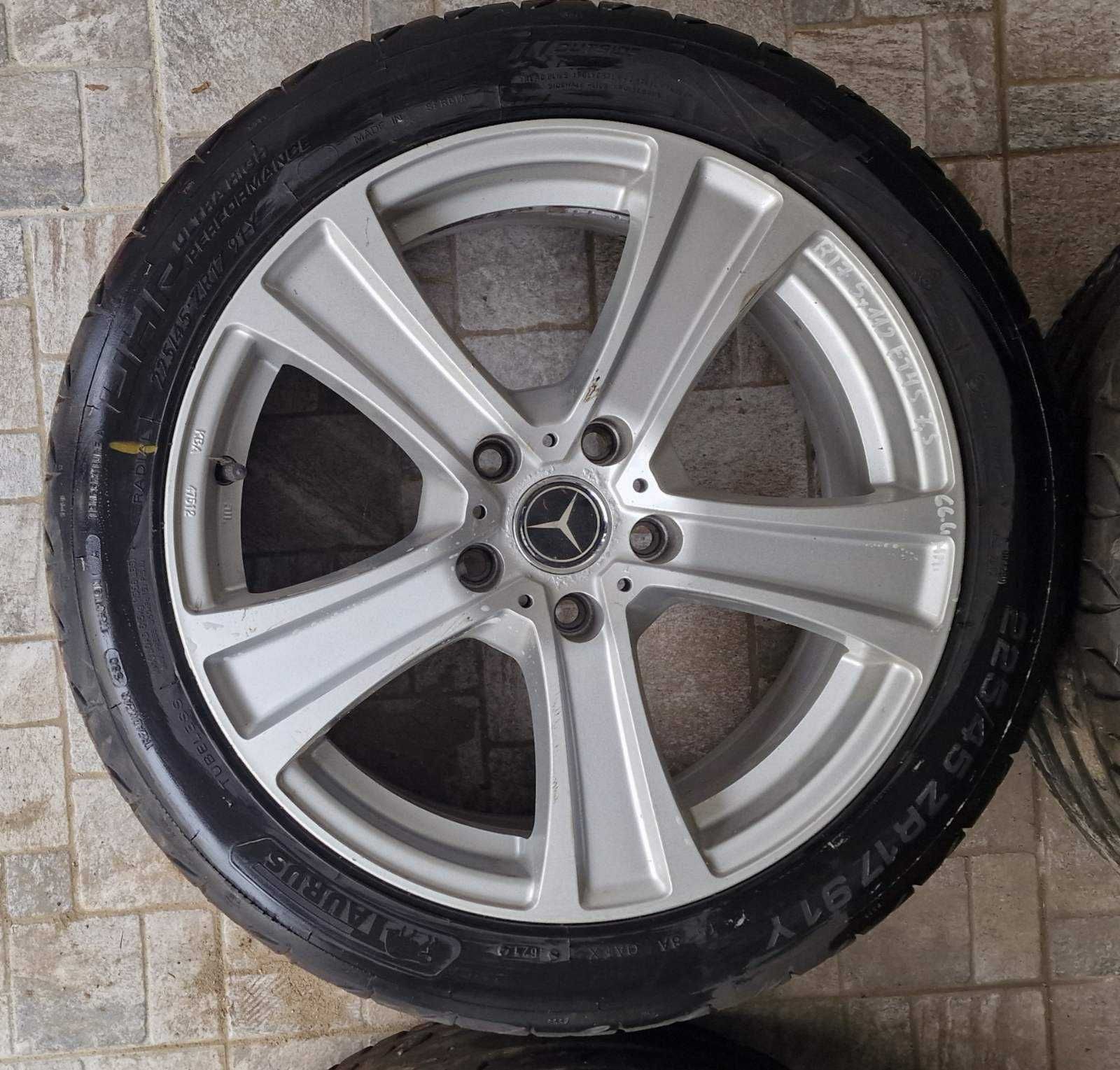 Джанти и Летни Гуми Mercedes 225/45/17 5x112 ET45 7.5